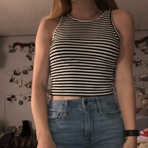 3/$15 cropped tank top